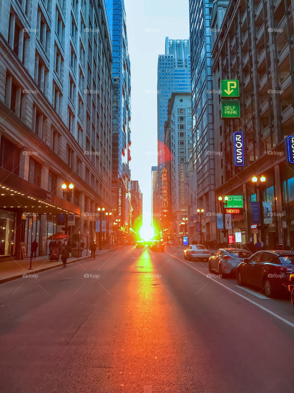 Before the light fades on the streets of Chicago 