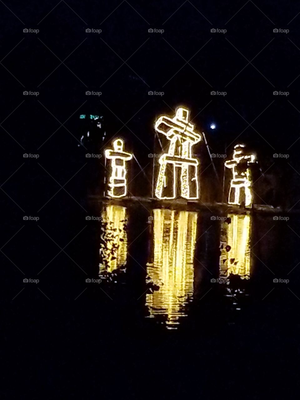 festival of lights niagara falls Canada