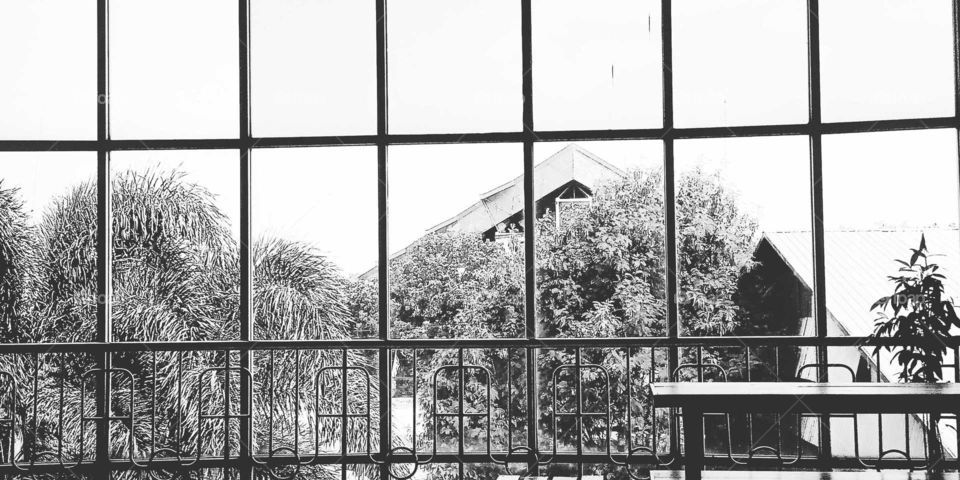 pemandangan dari jendela gedung unit 4 lantai 3 universitas AMIKOM Yogyakarta
