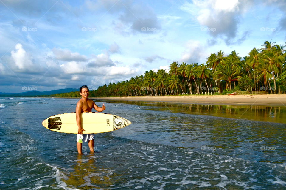 Longest Beach in Philippines. the very remote Long Beach in San Vicente, Palawan, Philippines is reputed to be the country's longest at 14 kms.